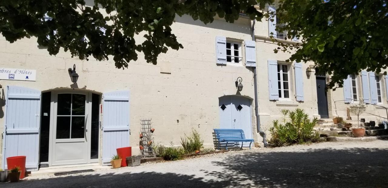 Chambres D'Hotes - Les Bujours Saint-Georges-des-Côteaux Kültér fotó